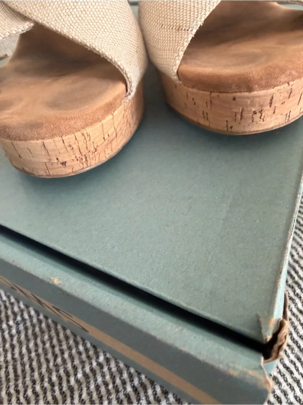 TOMS Ibiza pearlized Crisscross Slingback cork Sandals size 8.5
